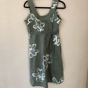 Lole flower dress Sz 8 olive green flowers